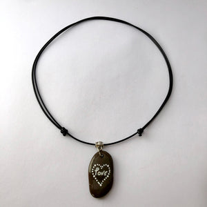 Necklace with love sea stone