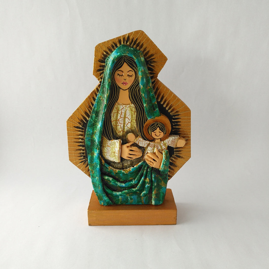 Wood Carved of The Virgin of Costa Rica Reinventandocr