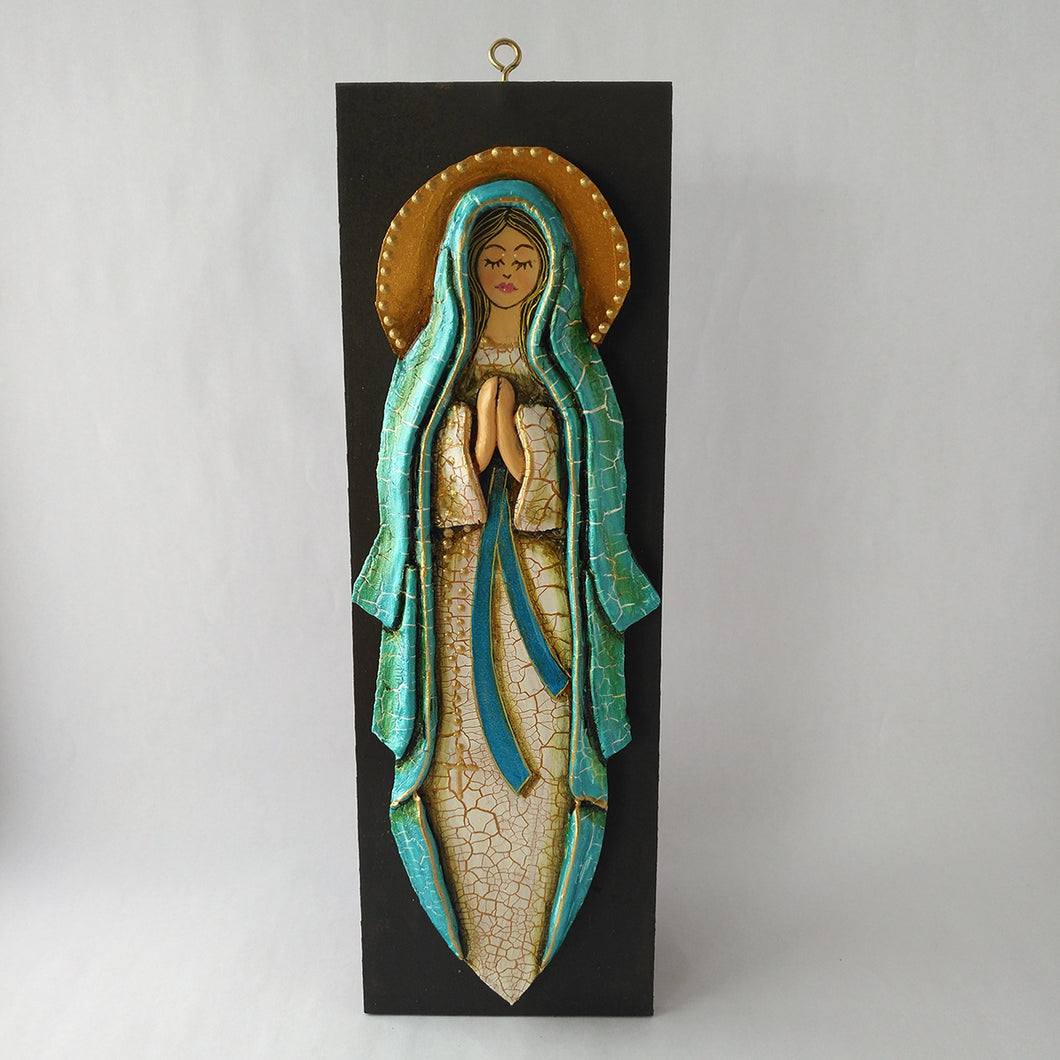 Carved in wood Virgen of the Concepcion